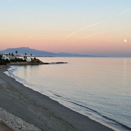 Apartament Beachfront, Top Floor Corner 2-Bed, Estepona Paseo Zewnętrze zdjęcie